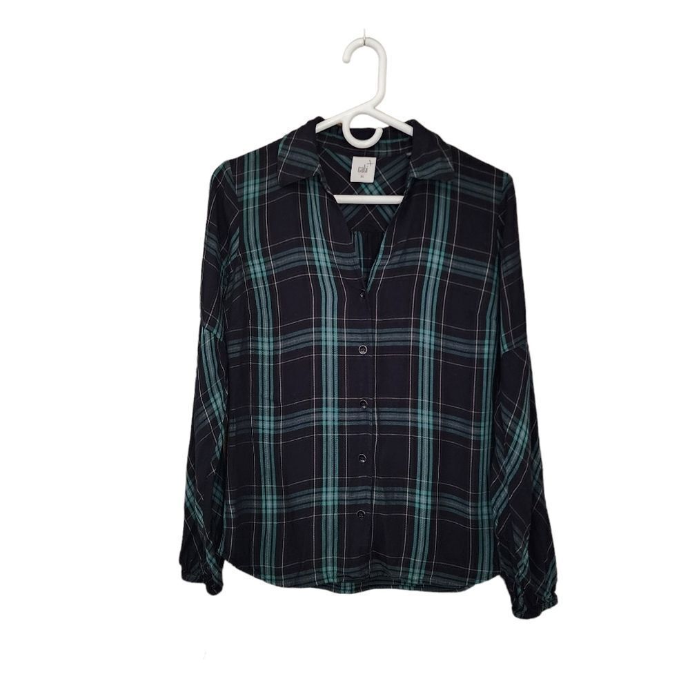 Cabi Plaid Button Down Long Sleeve Vneck Collar Top